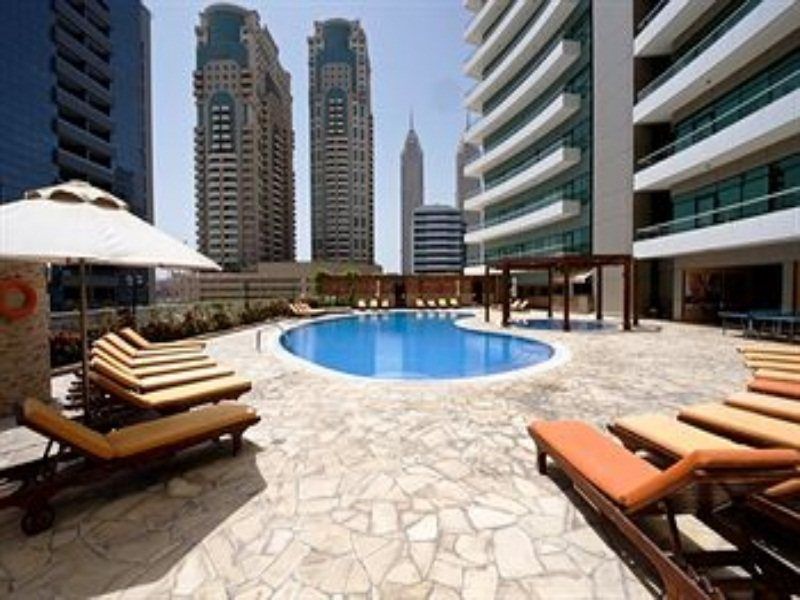 و أجنحة تايم اوك 4* دبي